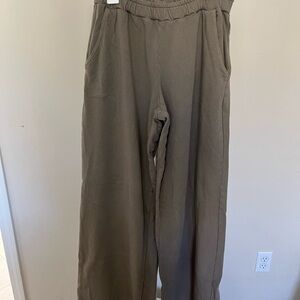 Arizona Jean Company Wide Leg Pants in Olive